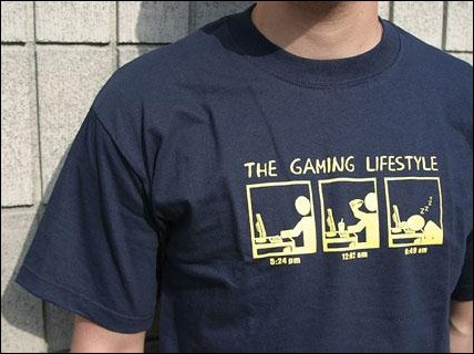 gaming-t-shirt-lifestyle